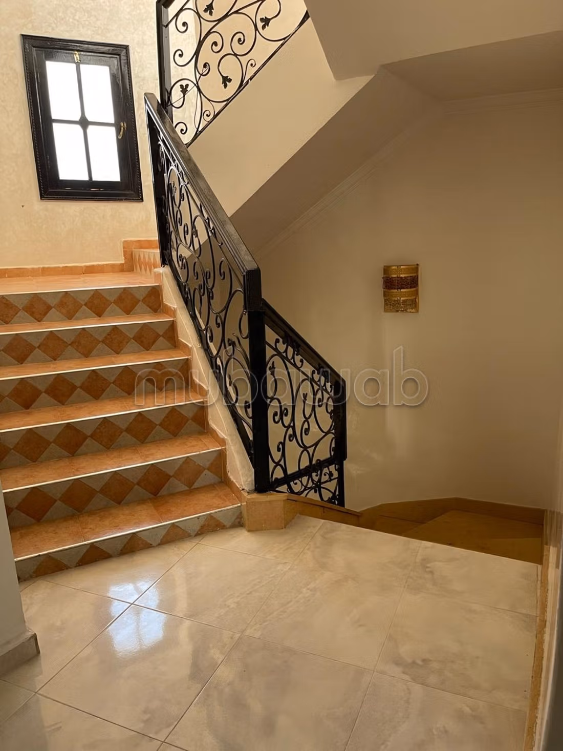 LOCATION Villa 3 chambres vide 400 m2 
Targa