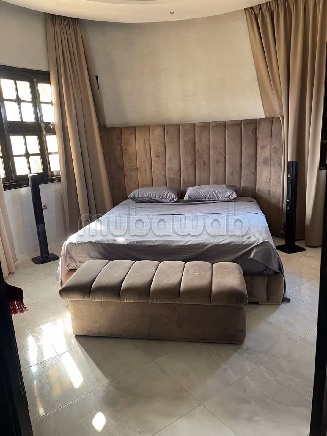 LOCATION Villa 3 chambres vide 400 m2 
Targa