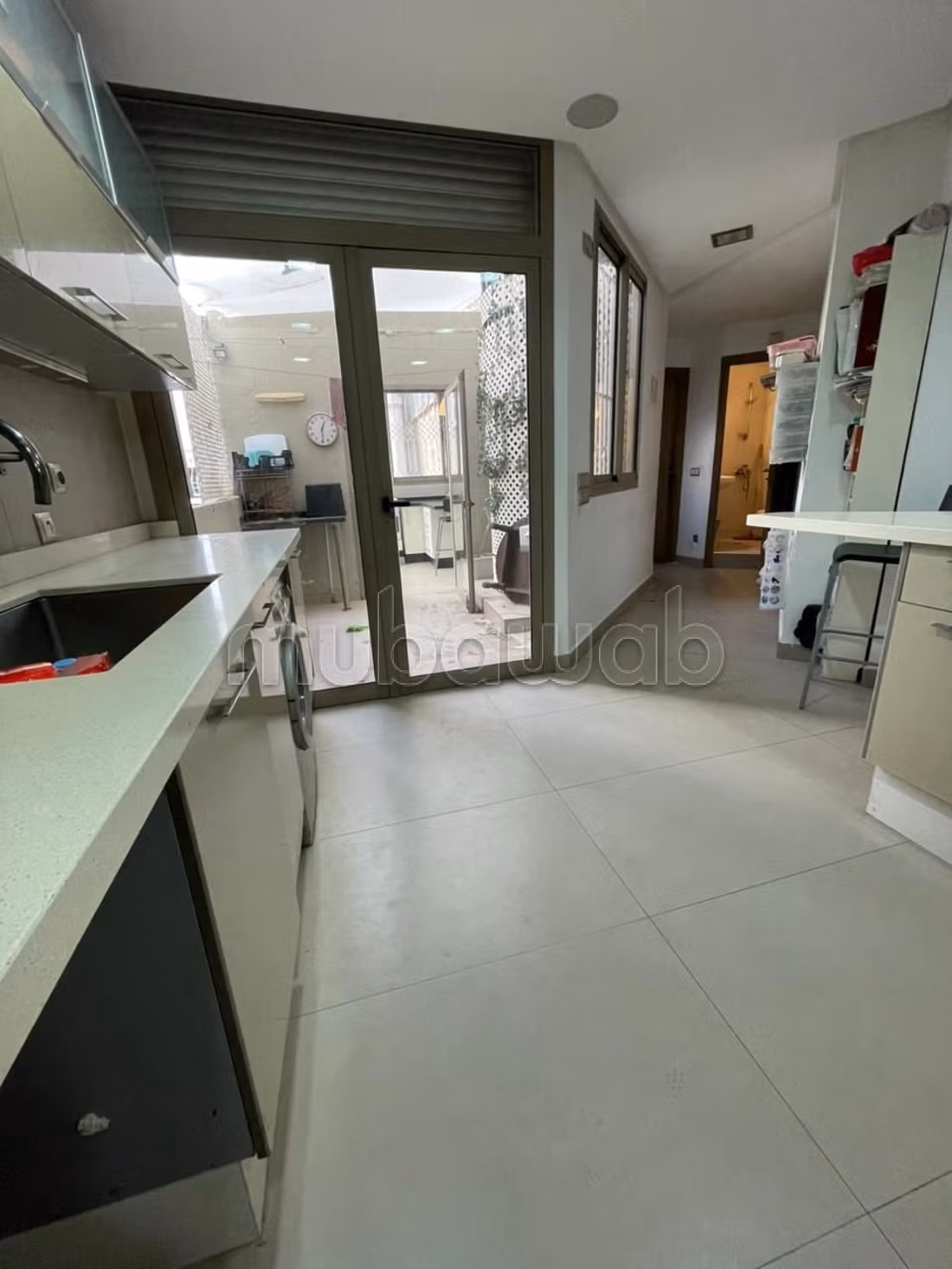 Appartement 242 m² à Les Hôpitaux — 15