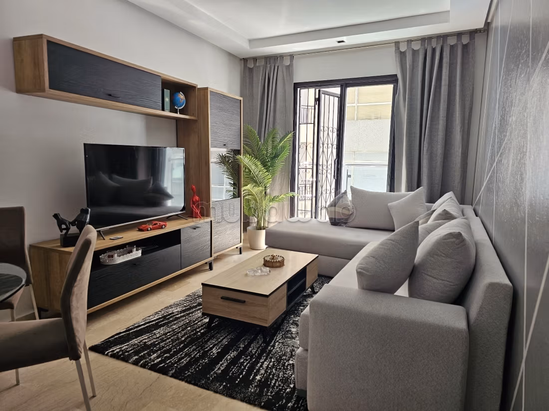 Studio à louer à Maarif –1min de Twin Center