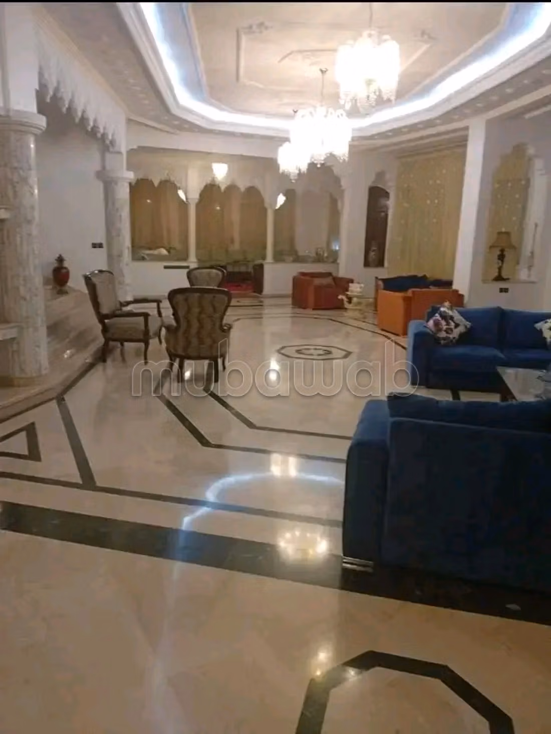 Bella villa in vendita a Elleg. 6 camere eccellenti. Arredata