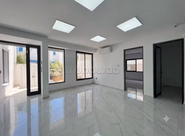 A louer RDC de villa en S3 à Menzah 5