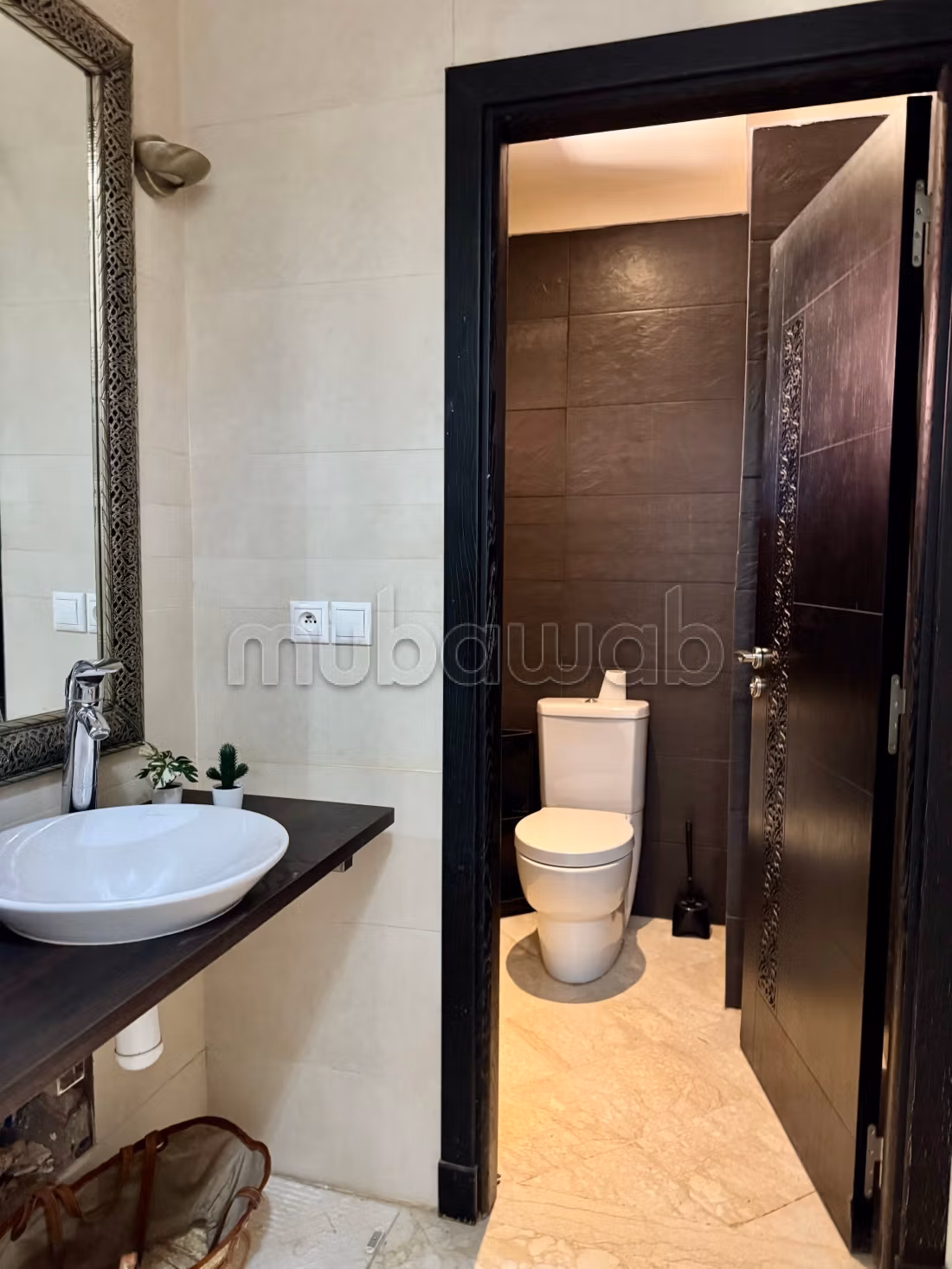 Route Casa: Appartamento con 2 Camere e Terrazza