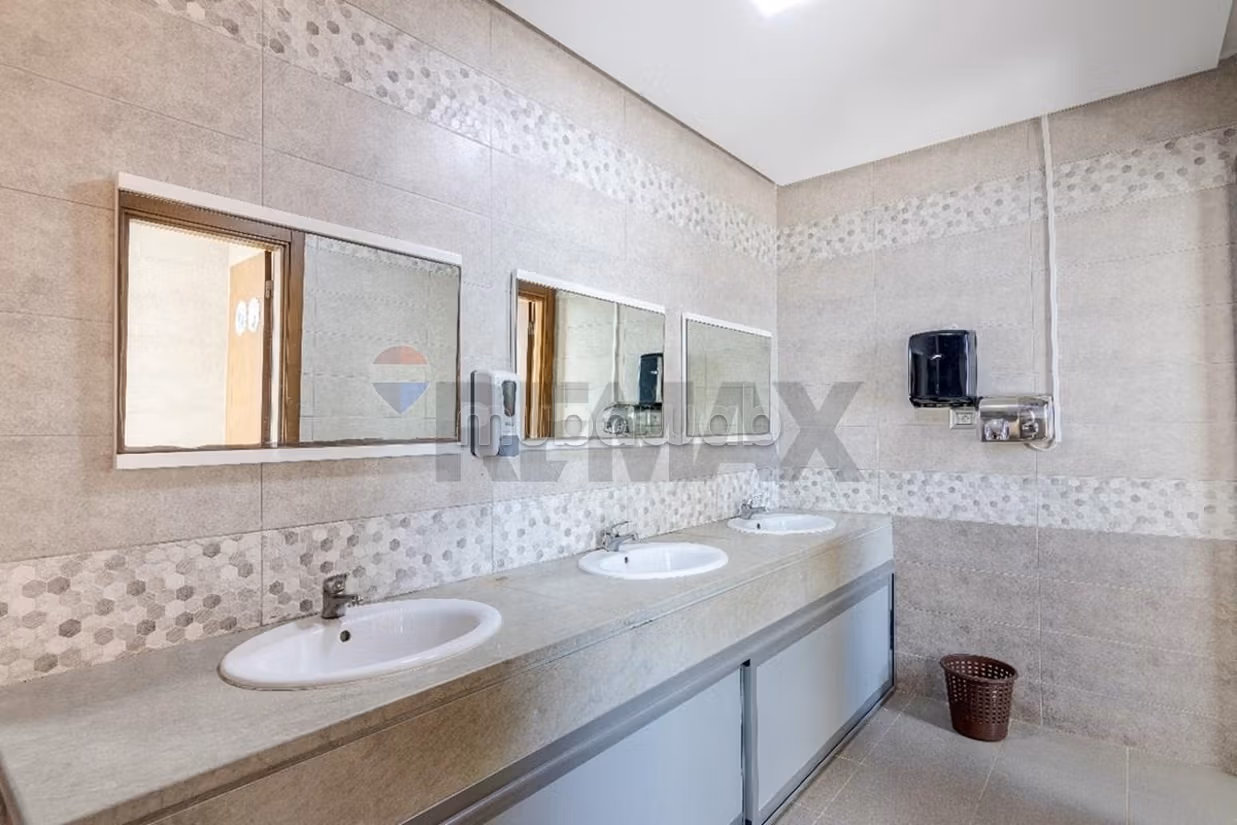 In affitto edificio per uffici di 3622 m² al Lago 3