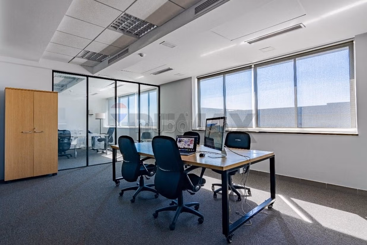In affitto edificio per uffici di 3622 m² al Lago 3