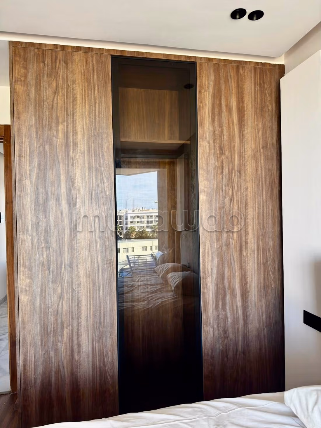 Elegant Modern Studio met Ziekenhuisterras