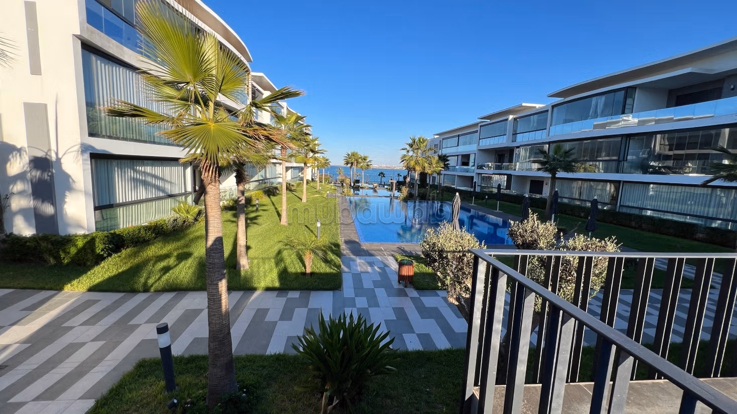 Furnished beachfront apartment for sale – Dar Bouazza