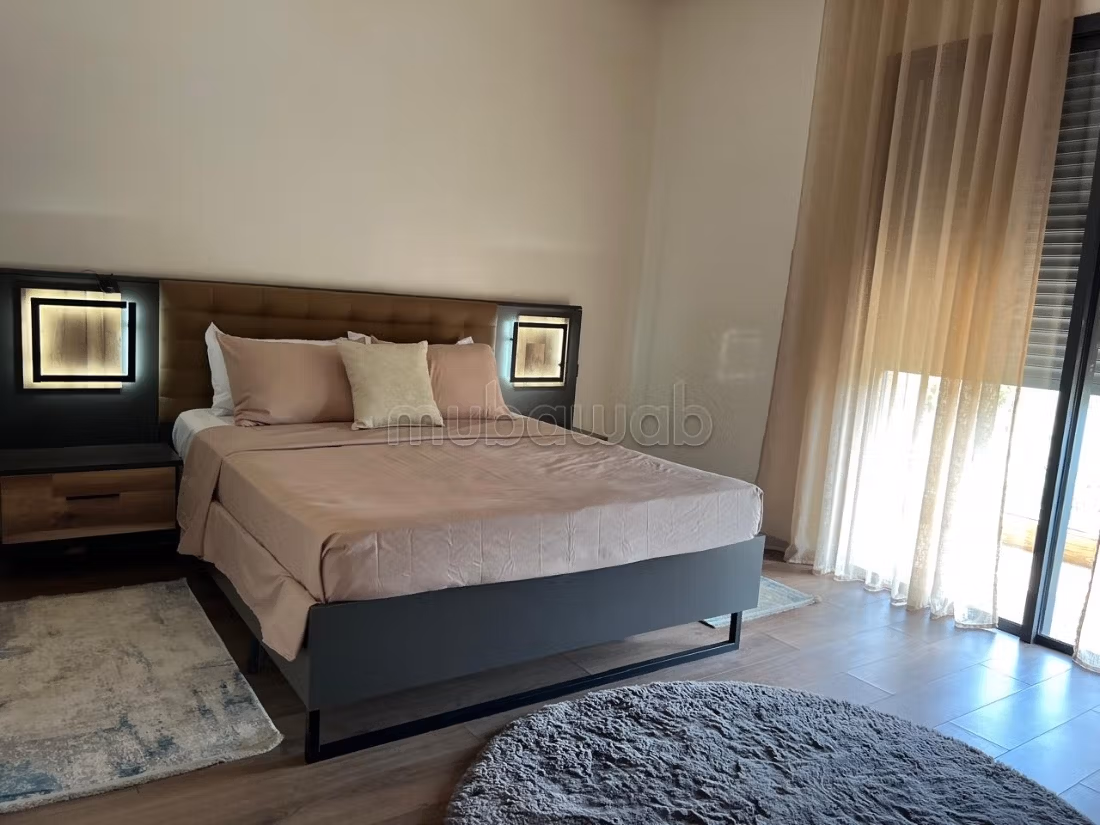 300 m luxe villa te koop in Chrifia. 3 comfortabele slaapkamers. Goed ingericht