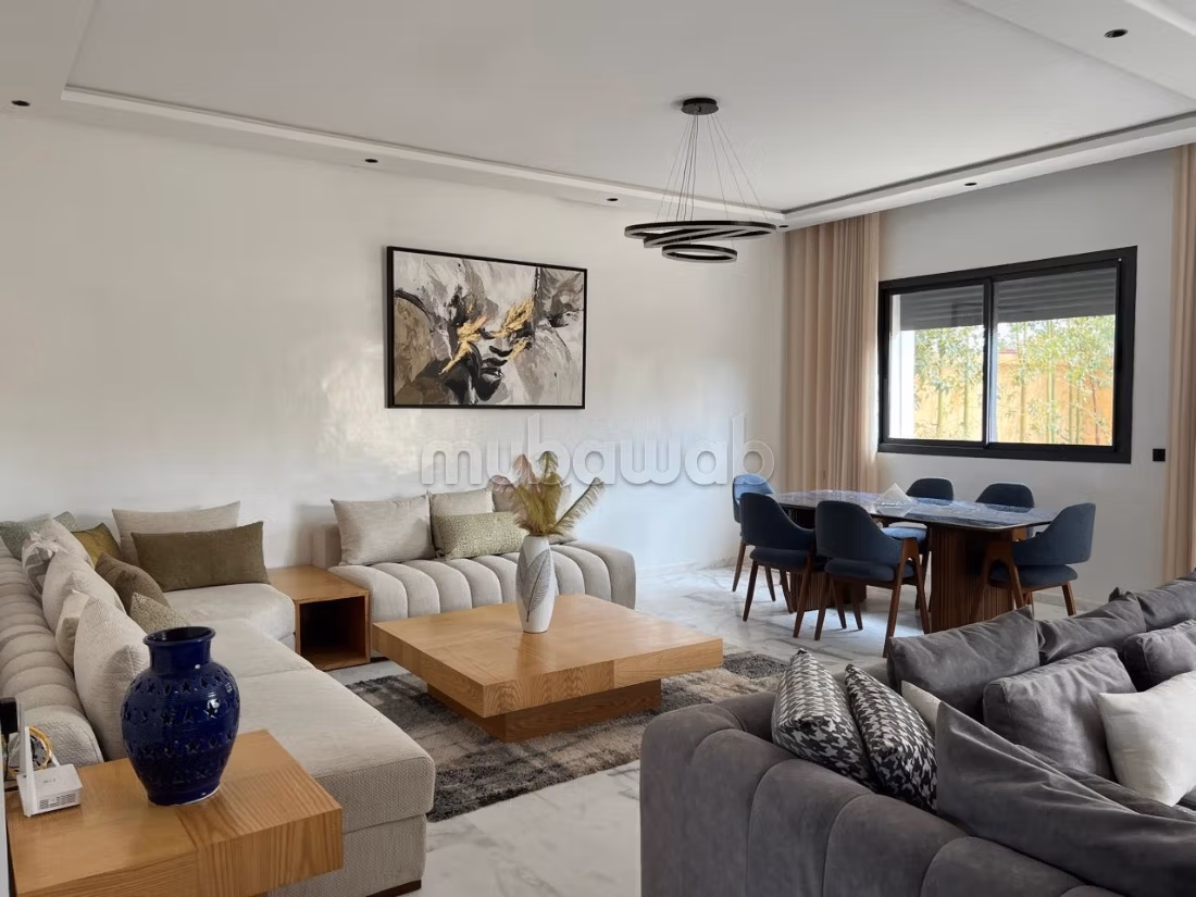 300 m luxe villa te koop in Chrifia. 3 comfortabele slaapkamers. Goed ingericht