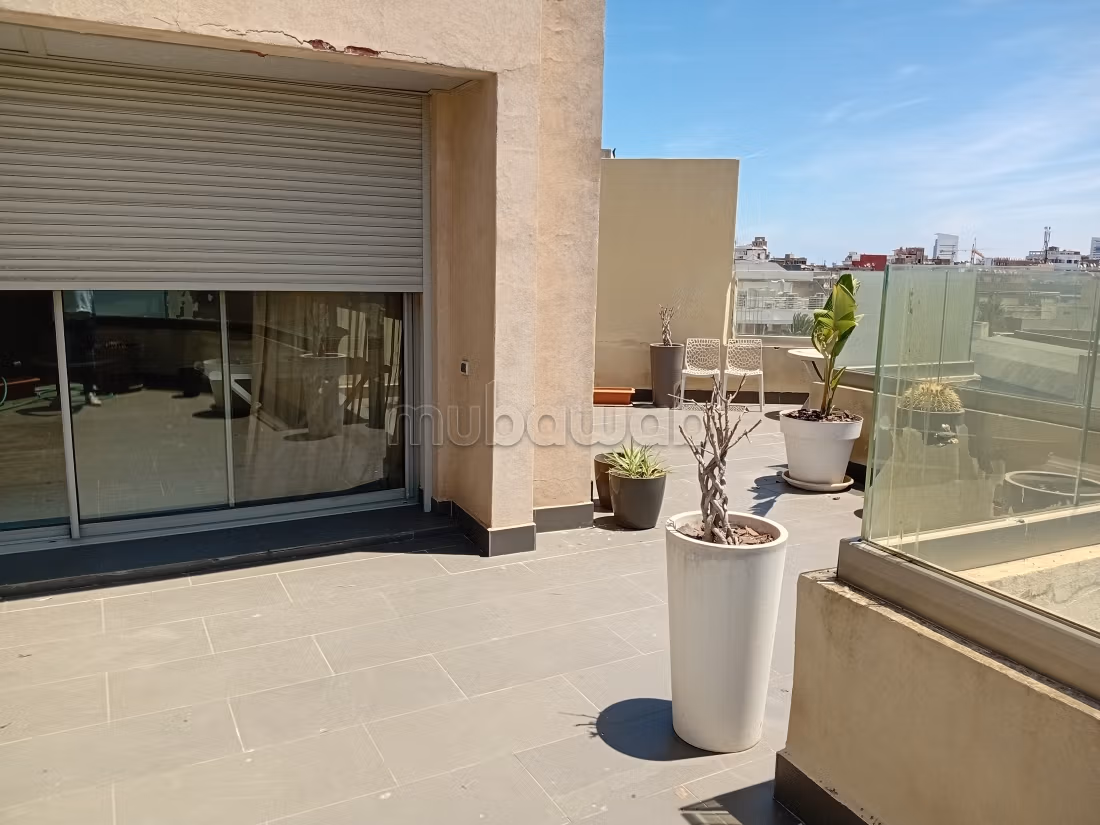 Bel duplex arredato con terrazza