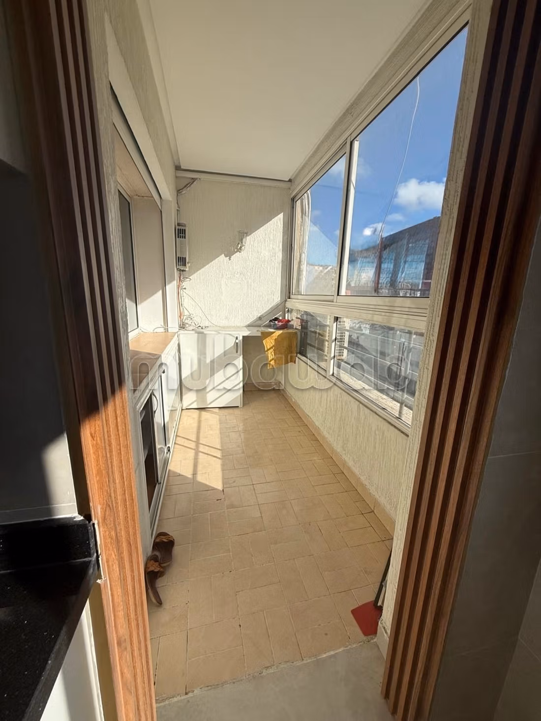 Bel appartement en location à Belvédère.
Surface totale 110 m².
Bien meublé — 5