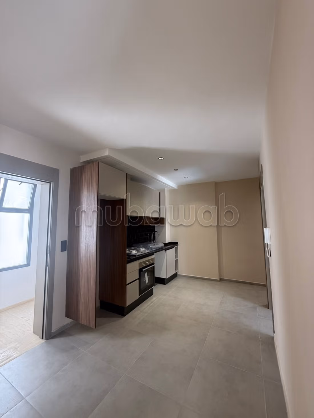 Hermoso apartamento en venta en Martil. 2 habitaciones. Servicio de portero, hermosa piscina