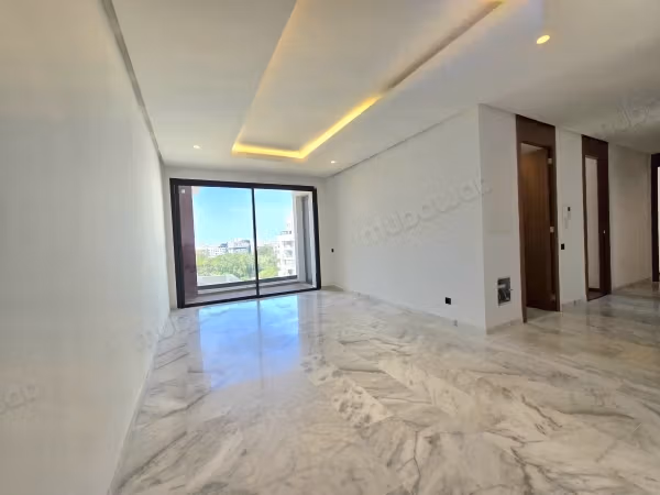 Rental of an apartment in Casablanca Finance City. 2 bedrooms. Security door and central heating