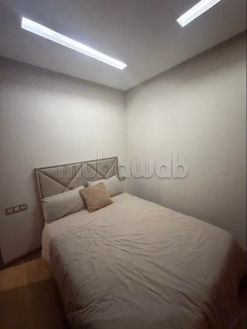 Studio 2 chambres a saisir