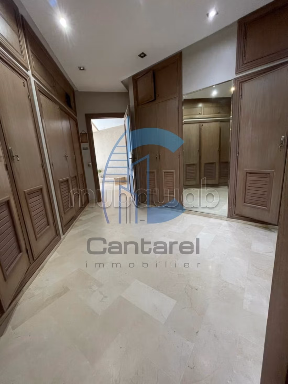 Bright Apartment Location 2nd March