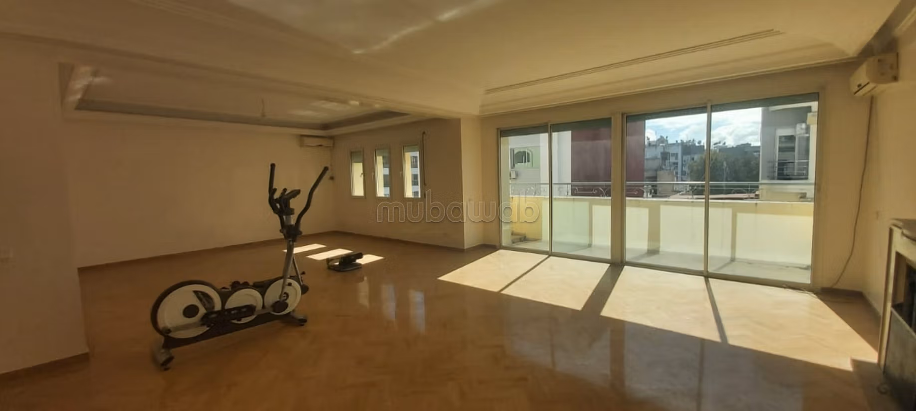 Appartement de 200 m² en dernier étage – Gauthier — 3