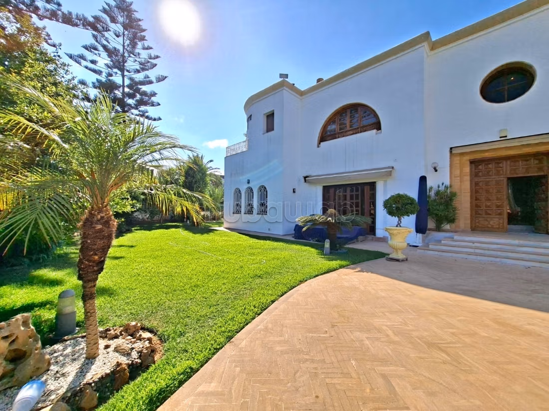 Exceptional villa with 5 bedrooms in California