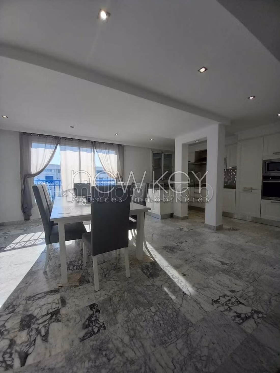 Duplex s3 à Gammarth