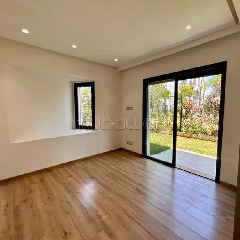 Appartement à Louer de 160.0 m² à Casablanca, Ain Diab Extension 2 — 5