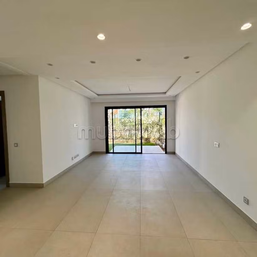 Appartement à Louer de 160.0 m² à Casablanca, Ain Diab Extension 2 — 4