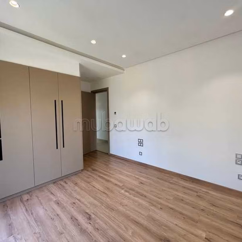 Appartement à Louer de 160.0 m² à Casablanca, Ain Diab Extension 2 — 6