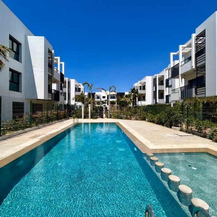 Appartement à Louer de 160.0 m² à Casablanca, Ain Diab Extension 2