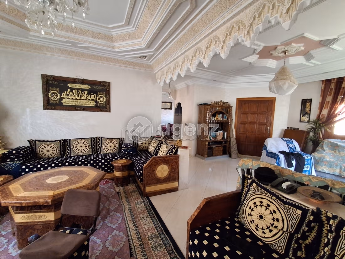 Villa à vendre 307 m², 4 chambres Autre Skhirate Témara