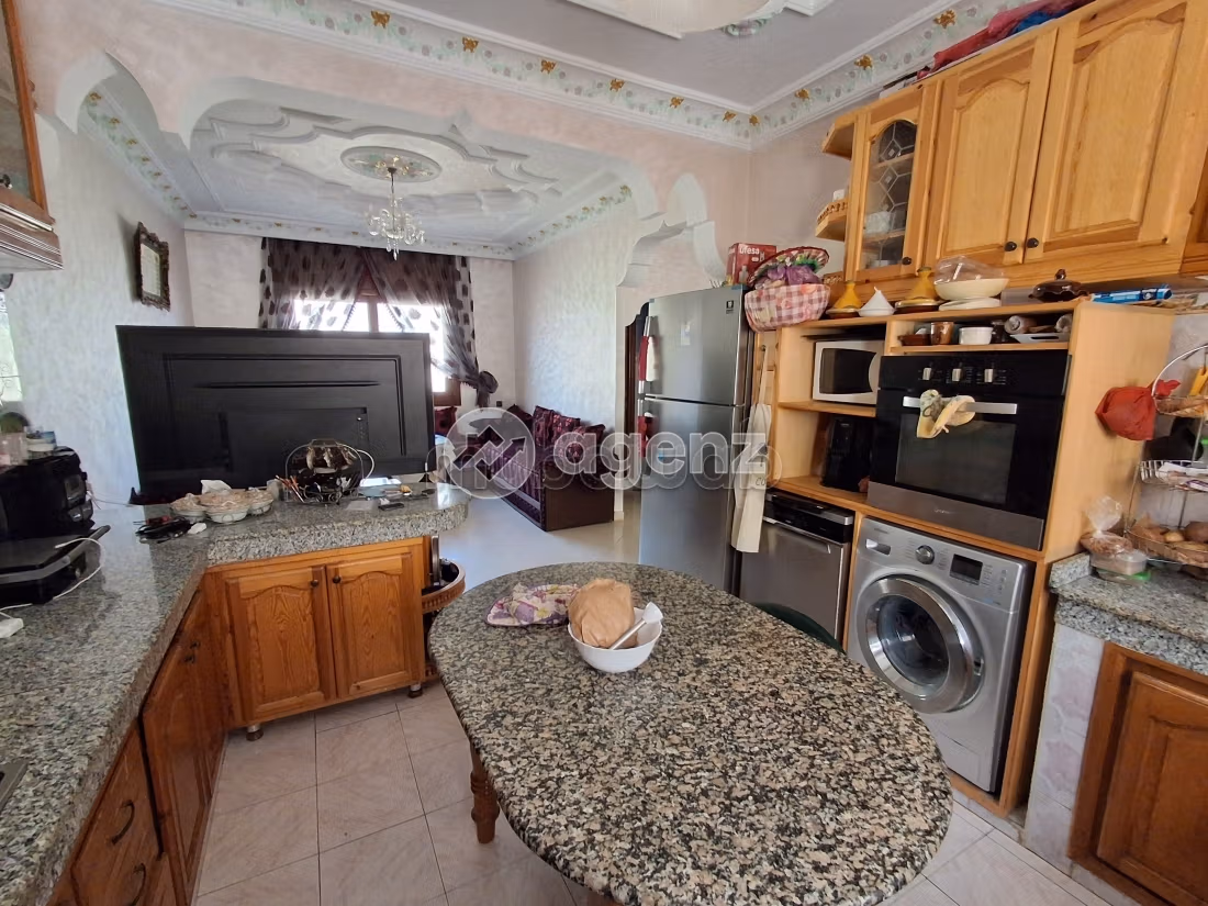 Villa à vendre 307 m², 4 chambres Autre Skhirate Témara