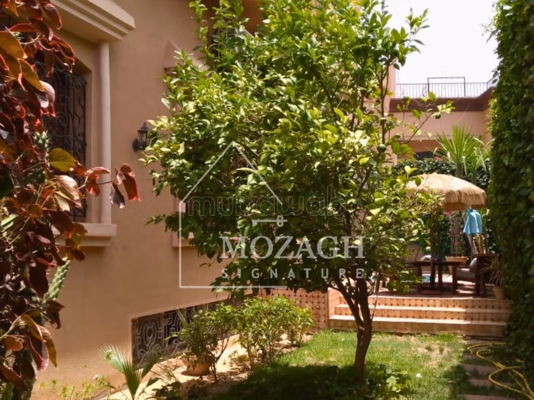 Bella villa con piscina privata a Targa