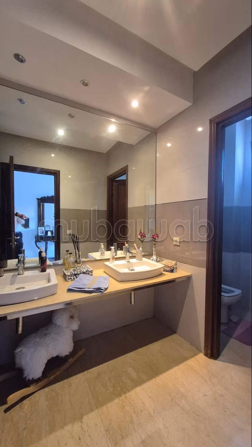 A louer villa meublée 250m2
Laimoun — 4