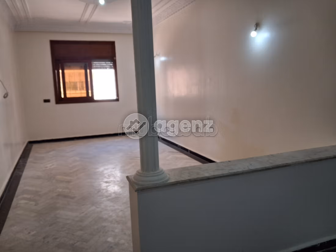 Appartement à vendre 97 m², 2 chambres Hssaine Salé
