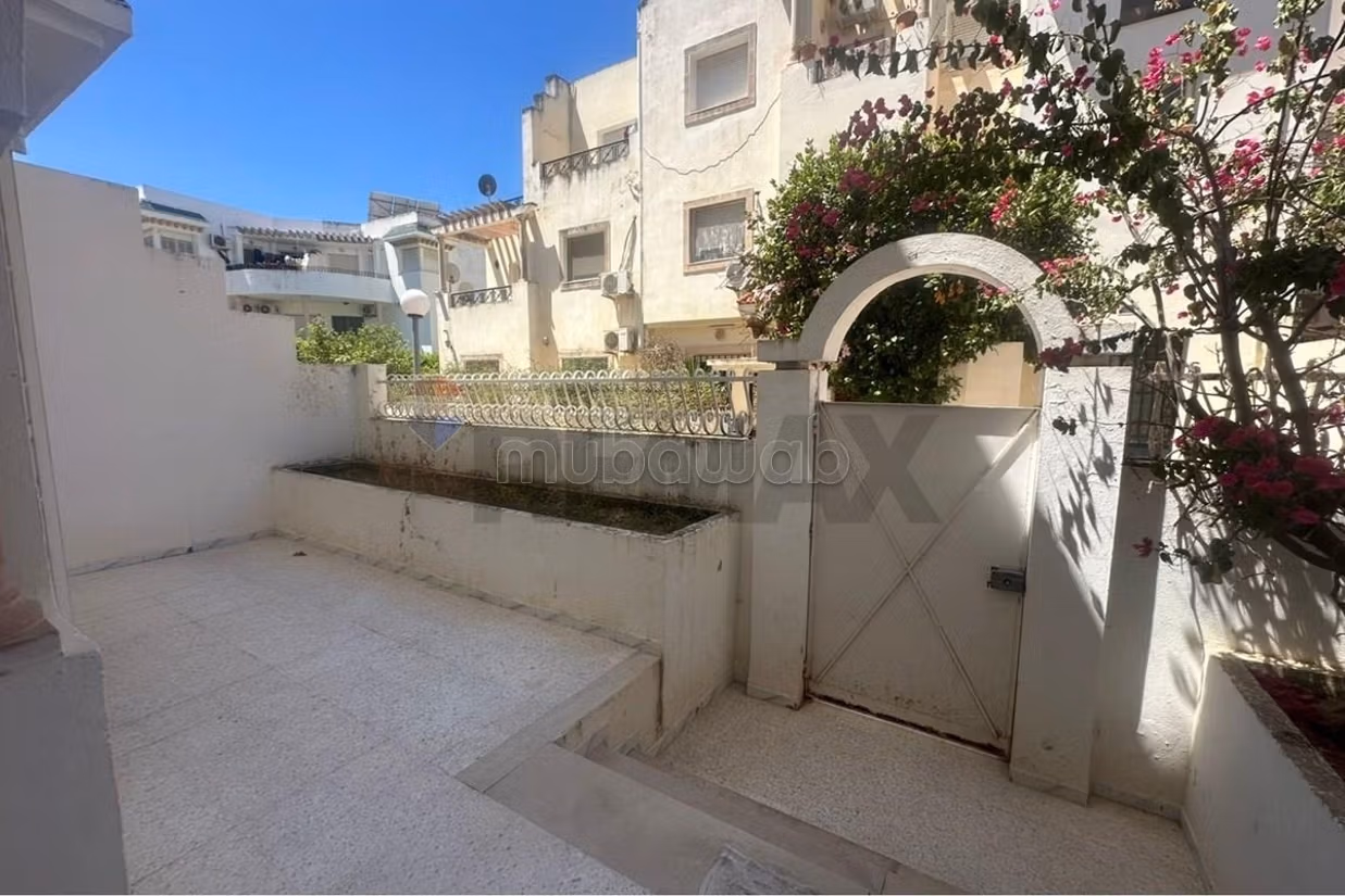 Duplex S3 a Ain Zaghouan Nord, tranquillo e sicuro