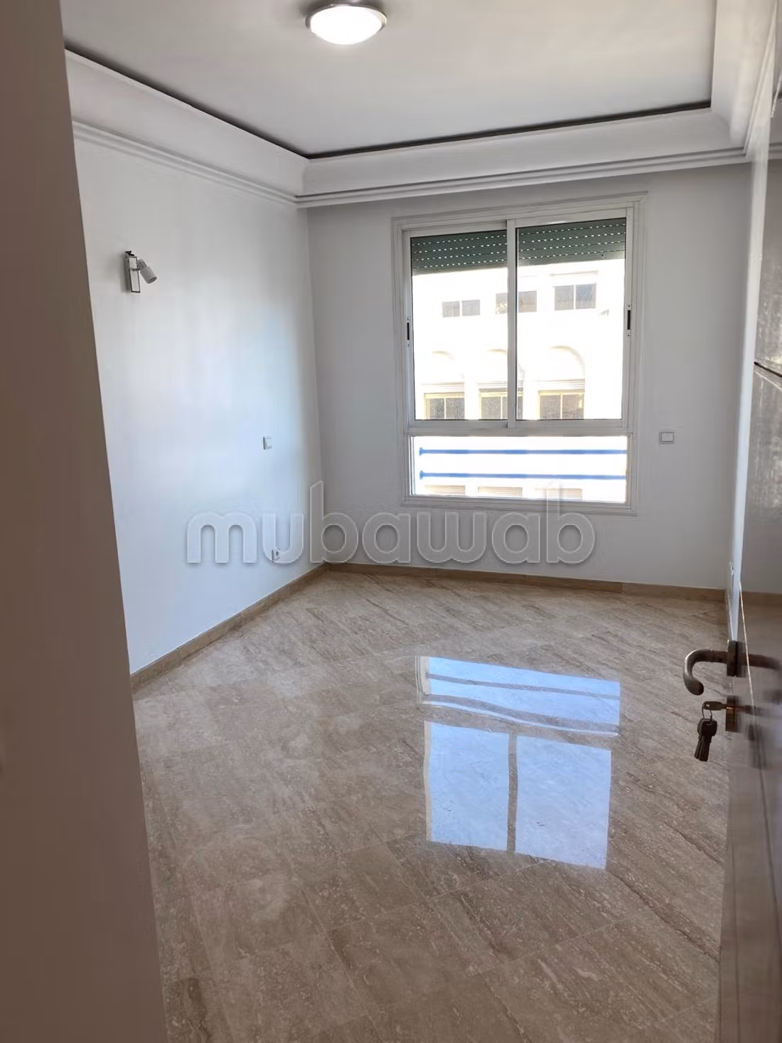 Appartement à louer à Gauthier. 4 grandes chambres. Parking et terrasse — 5