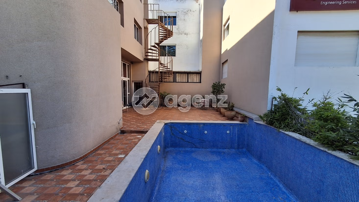 Villa te koop 830 m², 16 kamers Centrum van El Jadida