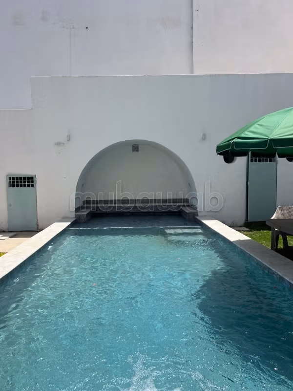 Luxueuse Villa avec piscine à kelibia