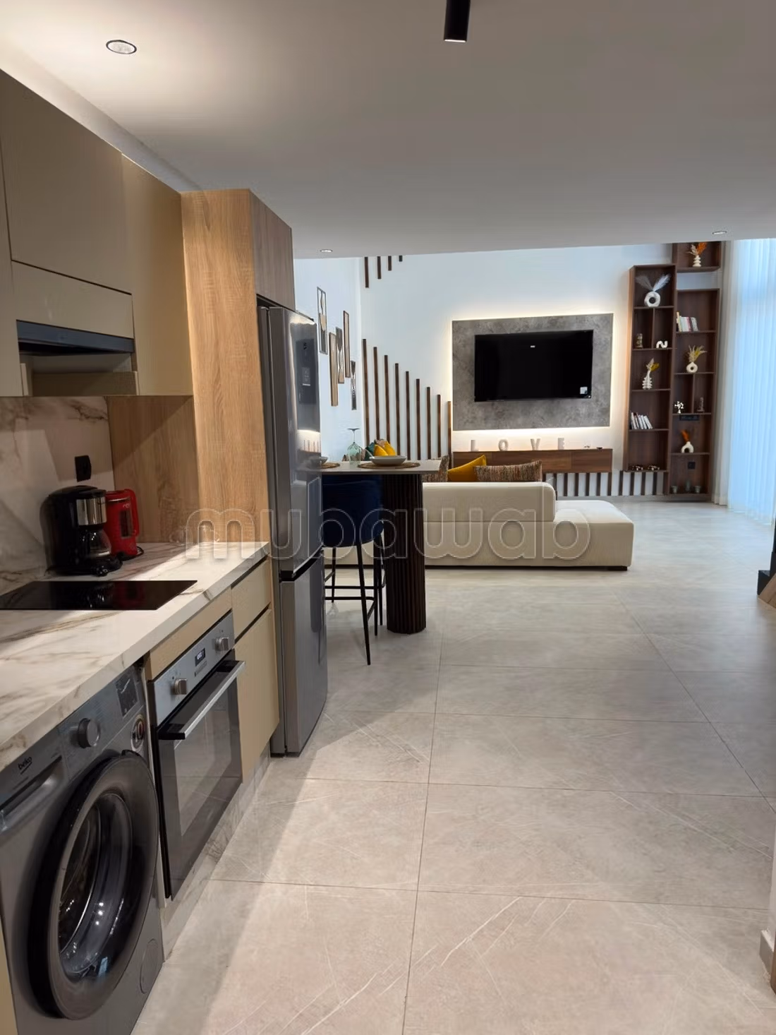 In affitto duplex arredato in stile loft a lungo termine