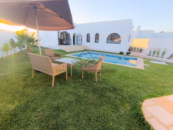 Location Estivale une Villa S4 Hammamet