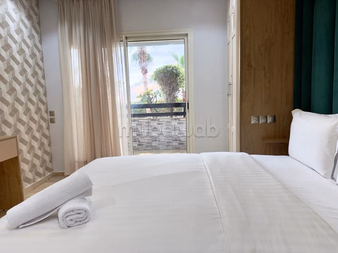 Appartamento per vacanze in affitto nella zona turistica. 2 camere da letto. Aria condizionata e piscina
