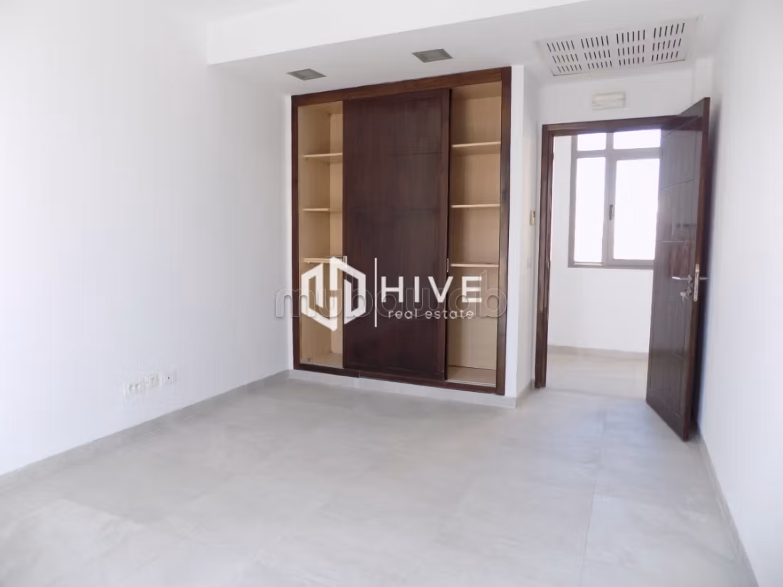 For rent – High-standard offices at Lake 1 –
