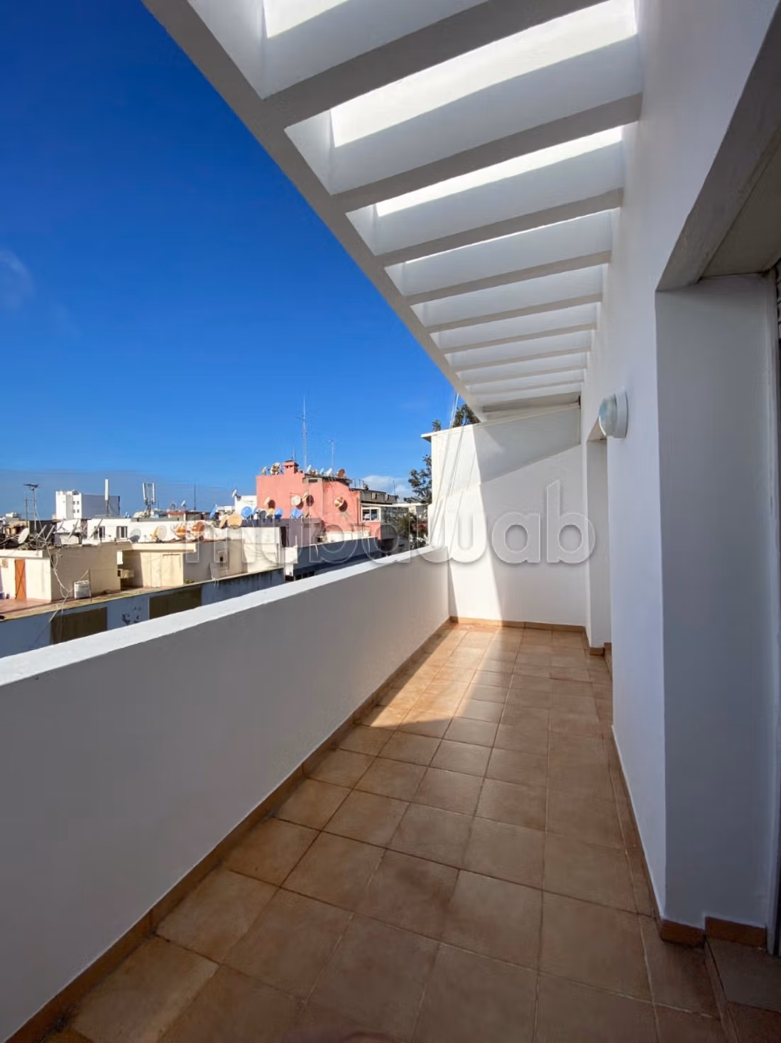 Duplex in affitto con terrazza vicino a bd d'anfa
