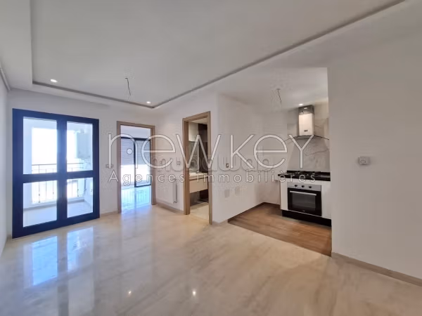 Appartamento S1 in affitto a La Soukra vicino a Closerie