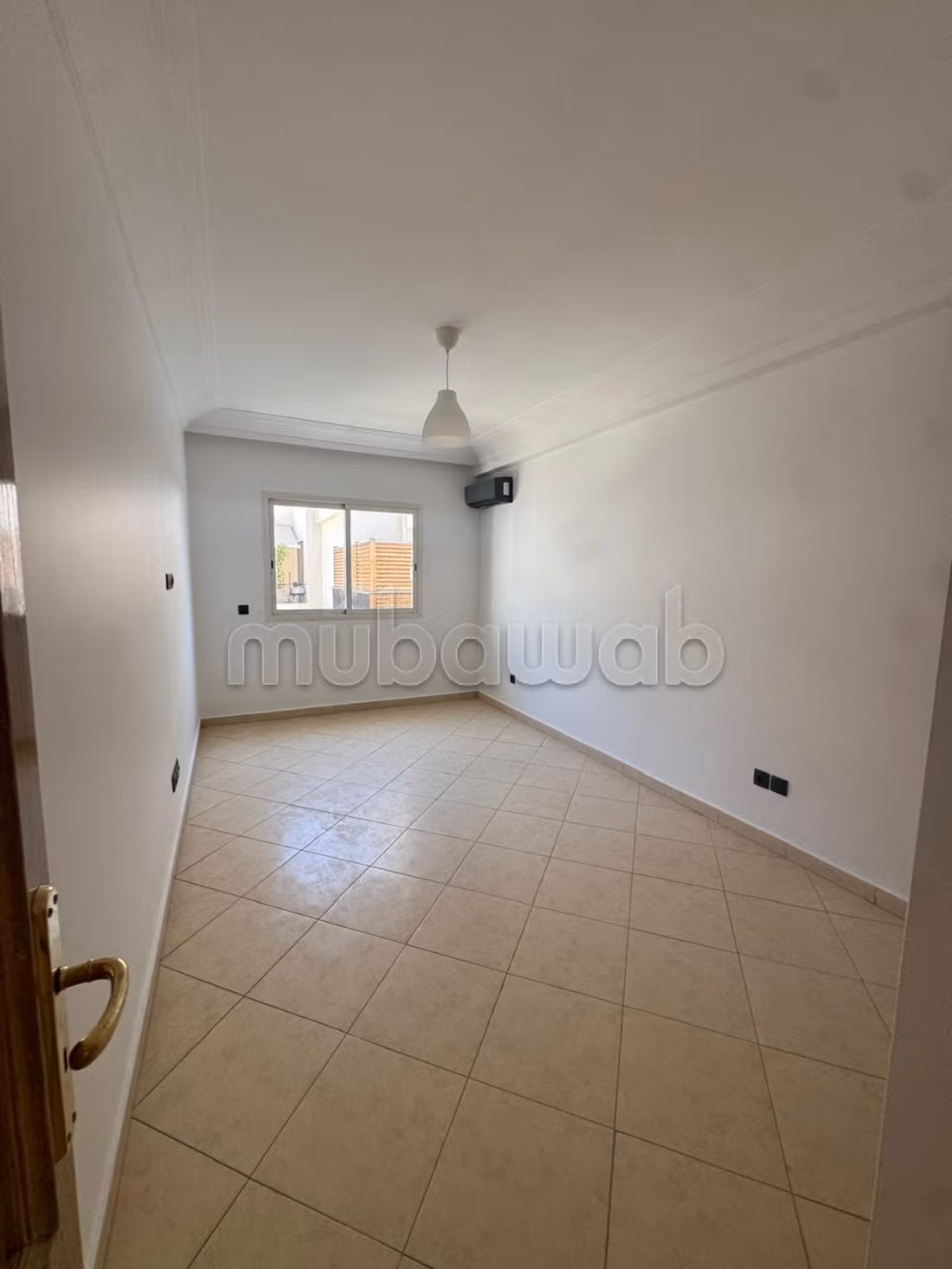 Bell'appartamento in affitto a Gauthier