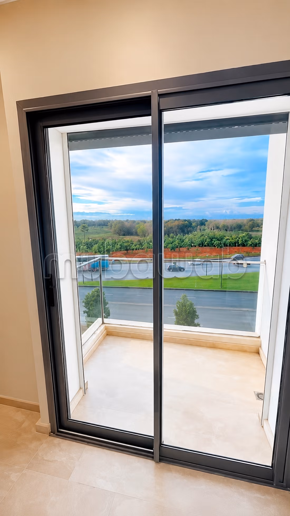 Appartement meublé moderne à louer 3 chambres — 2