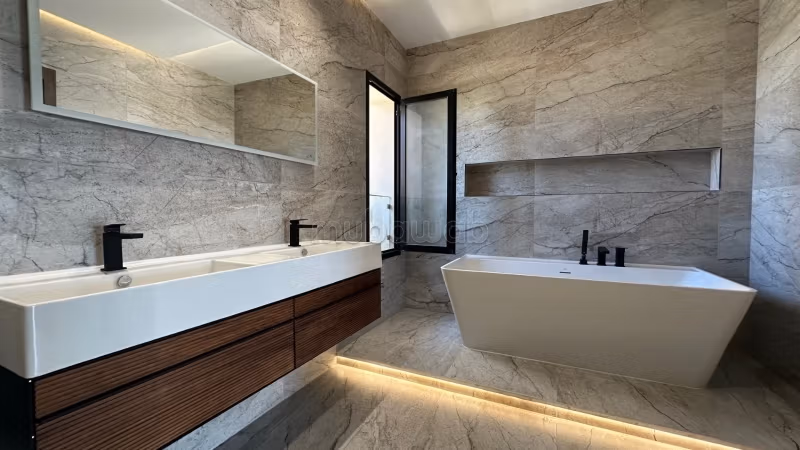 Triplex in an ultralux private residence