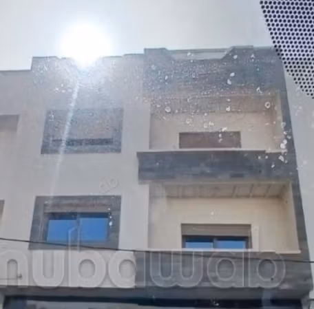 2 apartment duplex with individual entrance terrace for sale in Hay Zaytoun. Area 98 m². Satellite system and Moroccan lounge