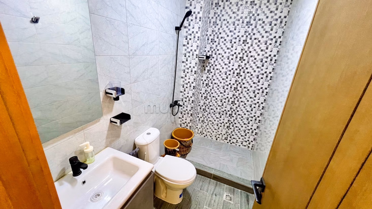 Apartments for rent in Martil. 3 excellent rooms. Traditional Moroccan lounge