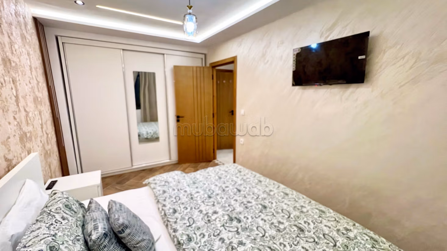 Apartments for rent in Martil. 3 excellent rooms. Traditional Moroccan lounge