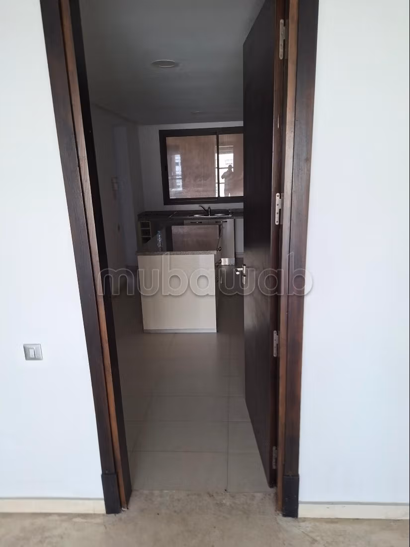 A vendre un joli Appartement avec 2 places qu garage — 4