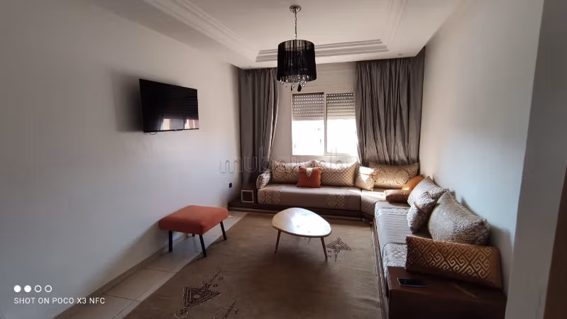 Beautiful furnished apartment with 3 bedrooms and living room for rent