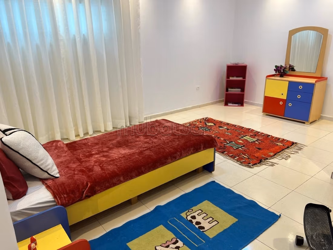 Posizione villa giardino rosso a Nassim 2 Ben arredato